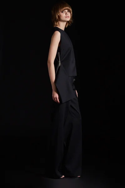 Look 11